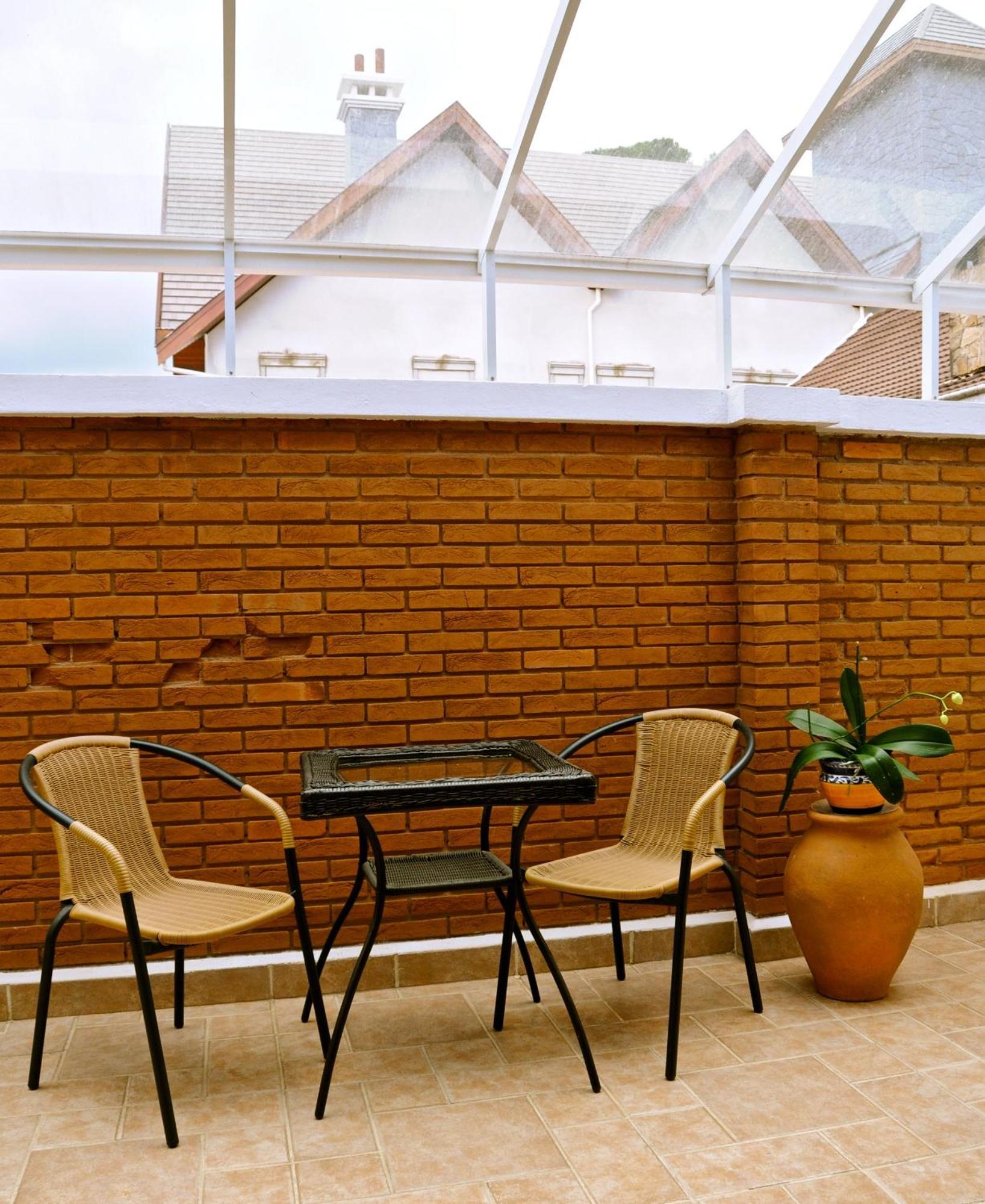 Capivary Inn 4*